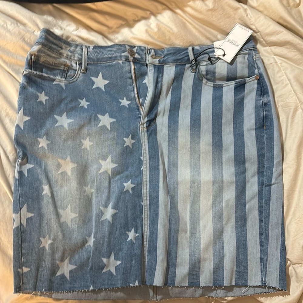 Judy Blue Flag Skirt